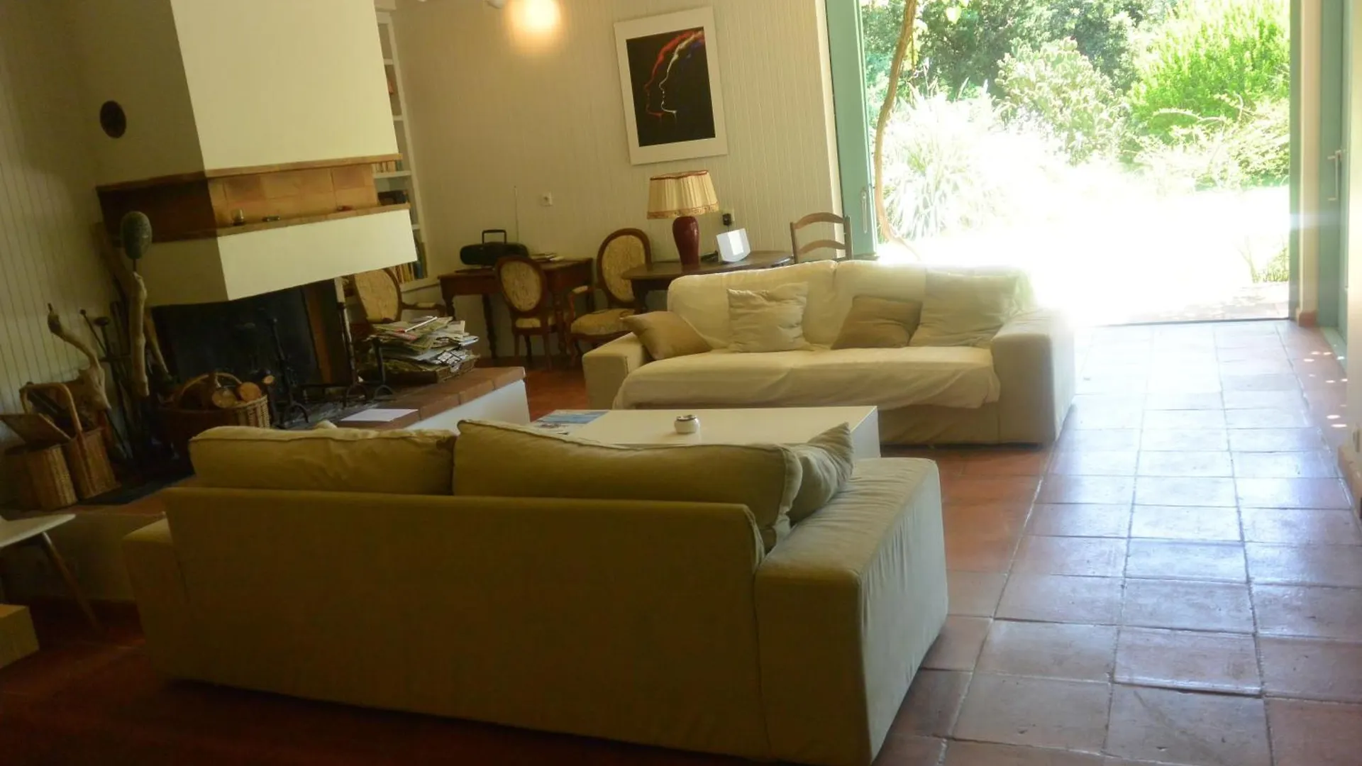 Agreable Villa Fleurie Sur L'Ile De Porquerolles